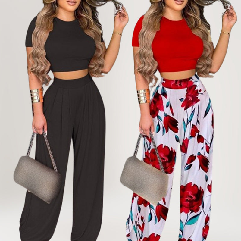 Zweiteiliges Set für Damen: figurbetontes Kurzarm-T-Shirt und lockere Hose