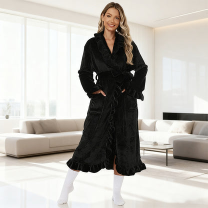 💘 Valentinstagsangebot: 50% Rabatt!🧖♀️ Luxuriös weicher Bademantel – ultraweicher Stoff, elegante Rüschen und Komfort für jeden Tag
