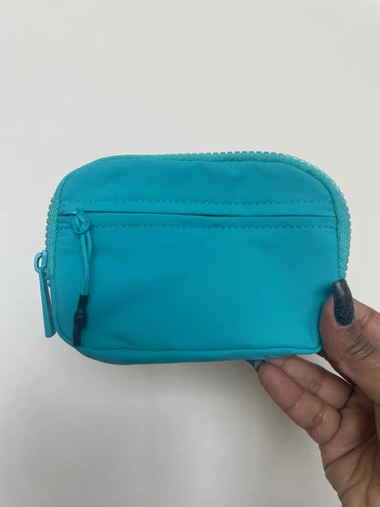 🌞Frühlingserwachen: 50% Rabatt!🎒Wasserdichte Nylon-Geldbörse mit Handschlaufe – Sicher & bequem zu tragen für unterwegs!