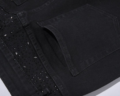 Schwarze Slim-Fit-Jeans mit Strassverzierungen