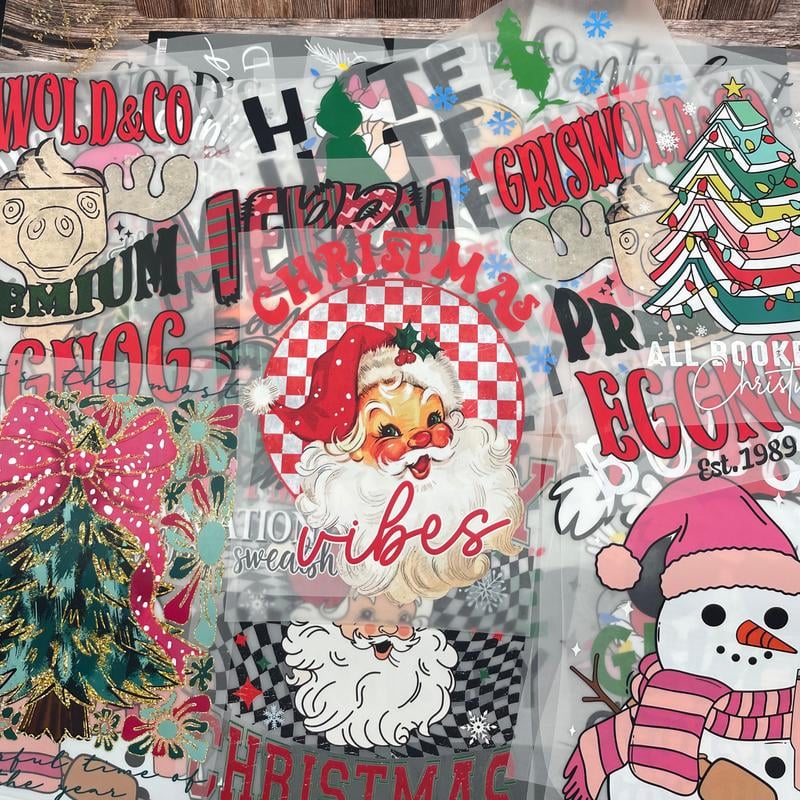 🎄Weihnachts-Überraschungspaket mit DTF-Transferdrucken – Fertig zum Aufpressen! Festliche Motive mit Weihnachtsmann, Rentier, Lebkuchen und anderen festlichen Grafiken für T-Shirts, Tragetaschen und DIY-Geschenke🎄