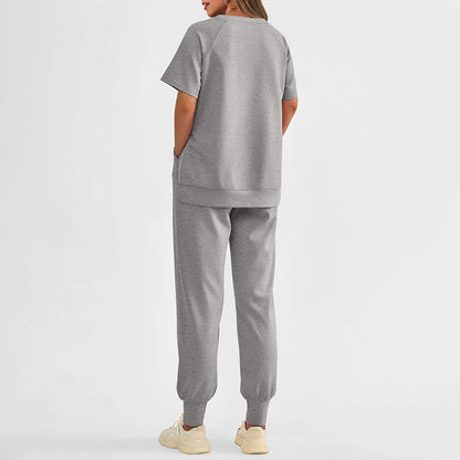 Lässiges, locker sitzendes zweiteiliges Trainingsanzug-Set für Damen aus T-Shirt und Hose