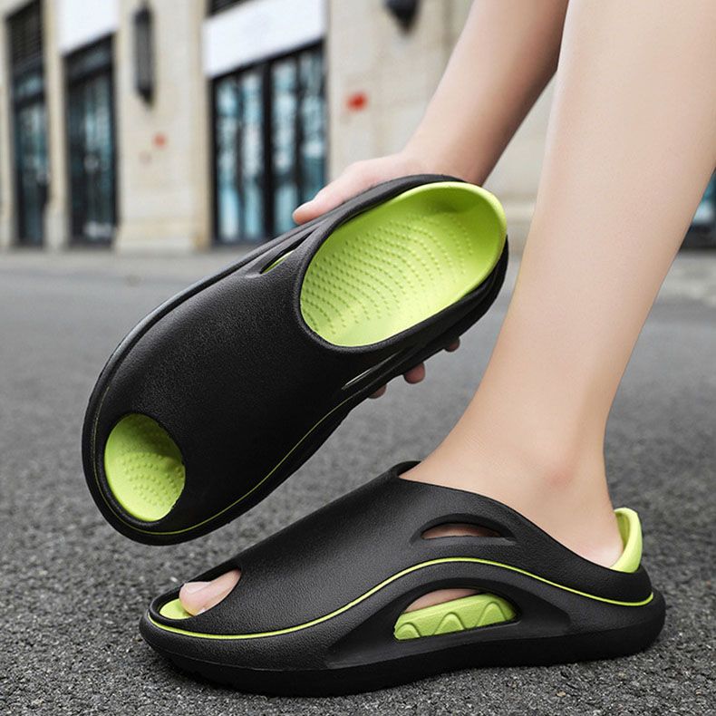 Leichte Sommer-Pantoffeln für draußen