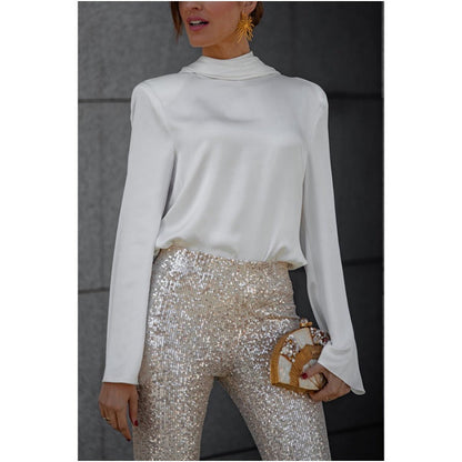Geheimnis der Eleganz Satin Rücken Kette Cowl Neck Drapierte Bluse