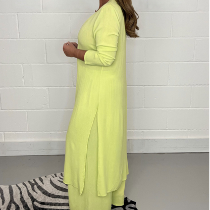 Damen Zweiteiliges Set mit Langem Oberteil und Weiten Hosen