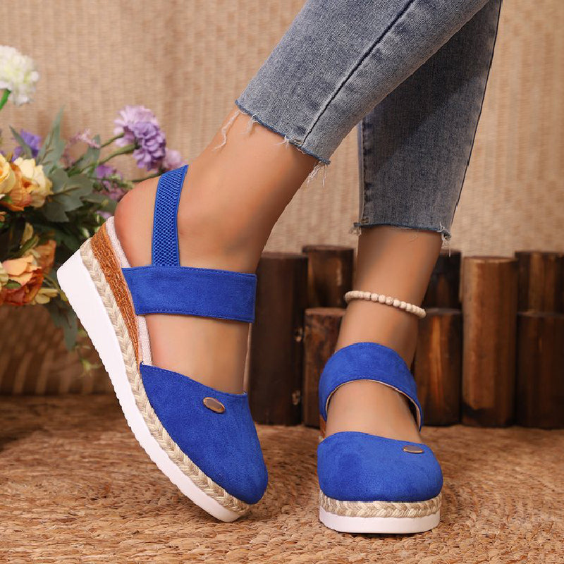Geschlossene Zehen Riemchensandalen mit niedrigem Keil