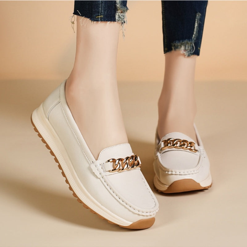 Elegante einfarbige Loafer für Damen mit dicker Sohle