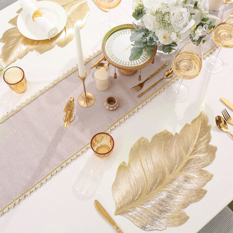 🎉 Neujahrsgeschenk – 50% RABATT!🌟 Goldfarbene 3D-Blatt-Gedeckunterlage – Luxuriöse Tischdekoration + Hitzebeständig + Wasserdicht: Perfekt für Feiern & den täglichen Gebrauch!