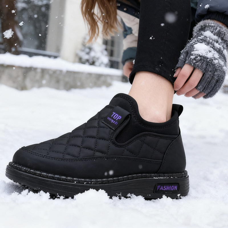 Gemütliche, warme Slipper mit Fellfutter