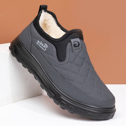 Gemütliche, warme Slipper mit Fellfutter
