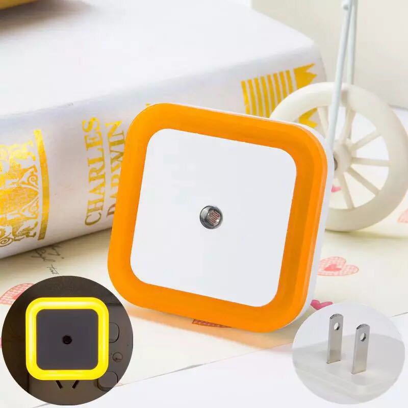 🌞Frühlingserwachen: 50% Rabatt!✨ LED-Smart-Nachtlicht mit Lichtsensor – Automatisch & energiesparend | Sanftes, augenfreundliches Licht!