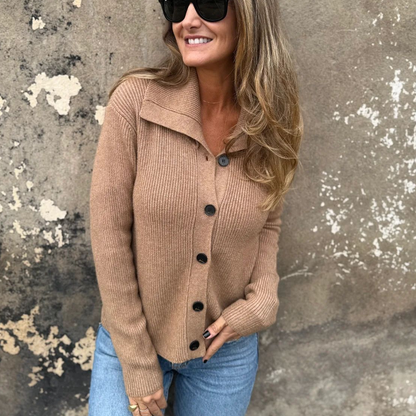 🎉 Neujahrsgeschenk – 50% RABATT!🧶 Elegante Strickbluse mit Reverskragen für Damen: Zeitlos & Vielseitig – Perfekt fürs Büro und Wochenende!