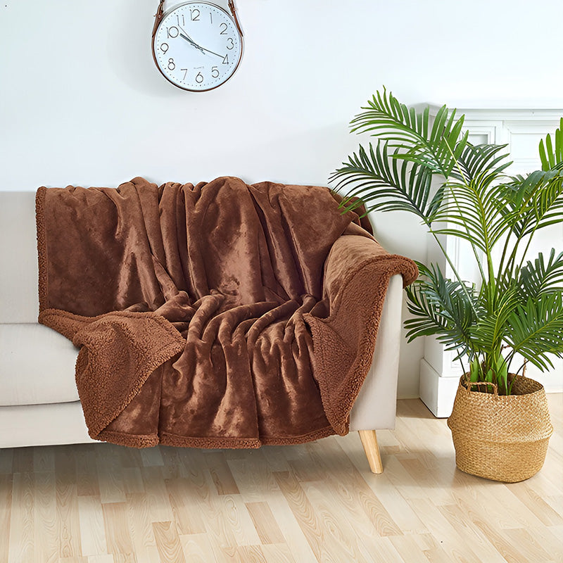 💘 Valentinstagsangebot: 50% Rabatt! 🛌 Wasserdichte & weiche Flanell-Bettdecke für sorglose intime Momente!