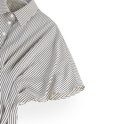 🌞Frühlingserwachen: 50% Rabatt!👕 Damen Gestreifte Tunika mit Smokbund & Peplum-Saum: Vertikale Streifen + Flutter-Ärmel – Figurbetont, atmungsaktiv & vielseitig für Büro & Freizeit