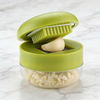❄️Sommerfrische 46 % Rabatt!✨Mini-Knoblauchpresse mit Auffangbehälter – Kompakte manuelle Knoblauchpresse für Knoblauch, Ingwer, Schalotten & Chili